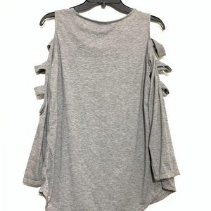 grey t-shirt shoulder stripe size S